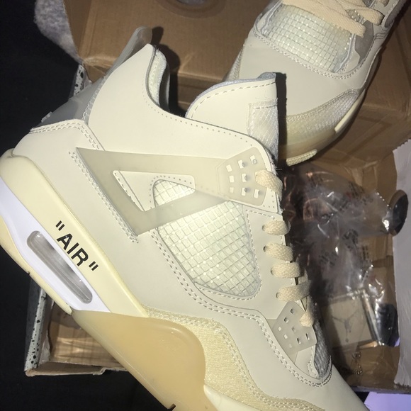 OFF-WHITE X WMNS AIR JORDAN 4 SP 'SAIL' - Picture 2 of 7